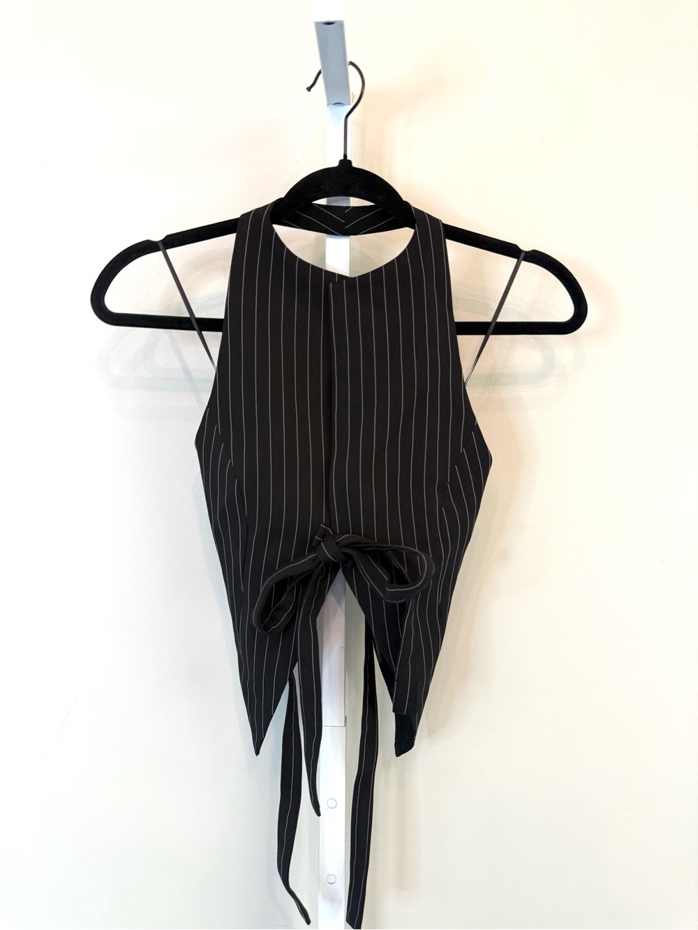 Lioness Butterfly Tie Top NWT Black Pinstripe Halter Crop Top Size S